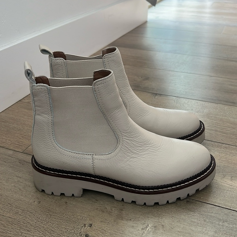 Miller Water Resistant Lug Chelsea Boot by Caslon 7.5
